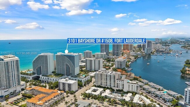 Building Photo - 3101 Bayshore Dr