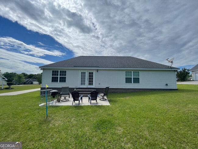 Building Photo - 613 Waverly Ln