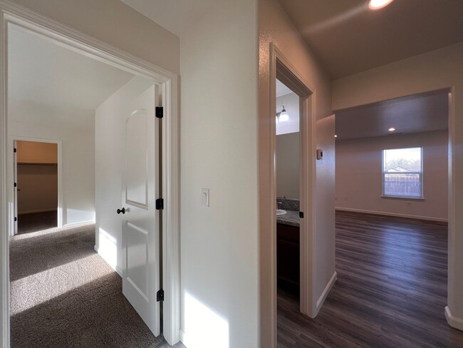 Building Photo - Charming 3 Bedroom, 2 bath, 2 car garage home in Fallon