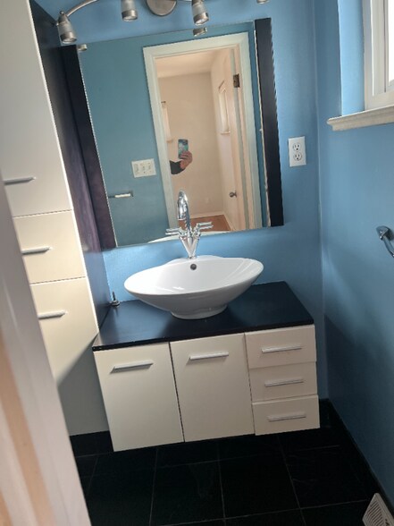 Building Photo - 5670 W 51st Ave