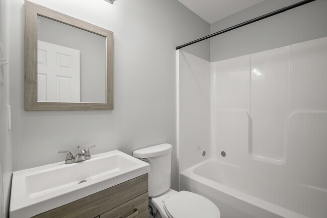 Building Photo - 5712 Sara Kay Dr