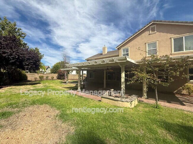 Building Photo - 8843 Latigo Ct