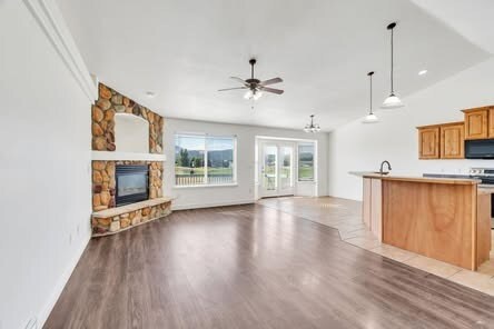 Building Photo - 3462 E Heyward Ct