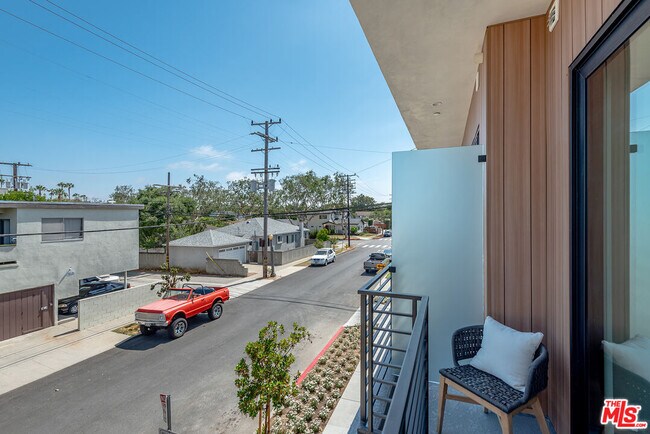 Building Photo - 4095 Sawtelle Blvd