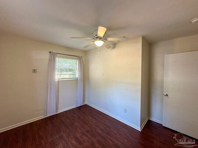 Building Photo - 279 Airport Blvd