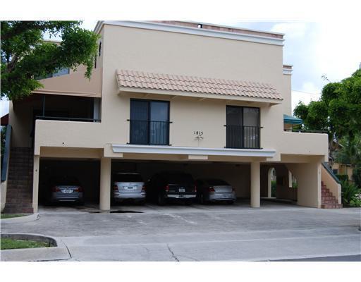 Building Photo - 1815 S Olive Ave