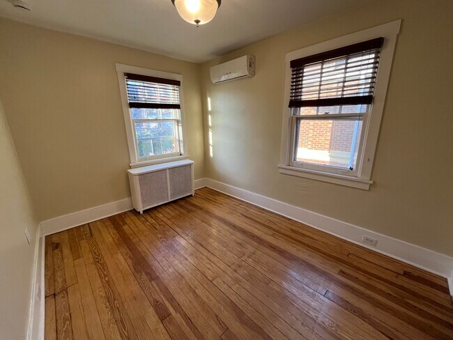 Building Photo - 2268 Shady Ave