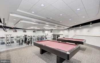 Building Photo - 1111 Arlington Blvd