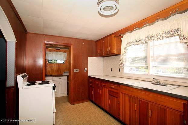 Building Photo - 948 Adelphia Rd