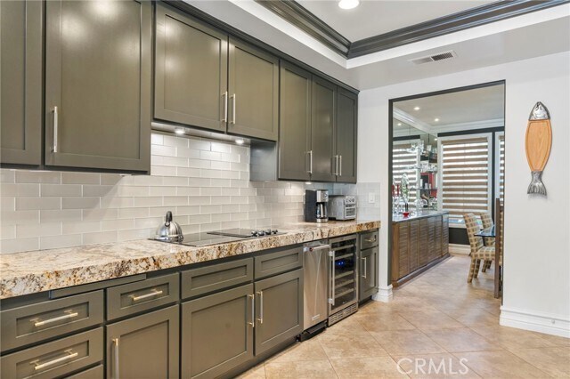 Building Photo - 6216 Greenbrier Dr