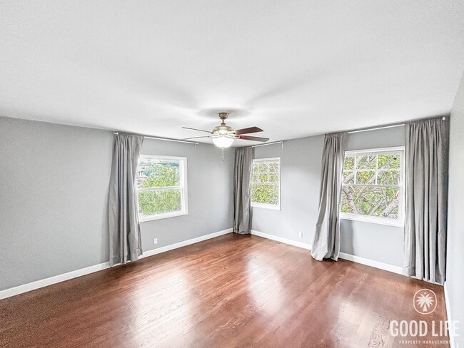 Building Photo - Beautiful 4BD/2.5 BA W/ Updated Bathrooms, A/C, and a Large Backyard in El Cerrito!