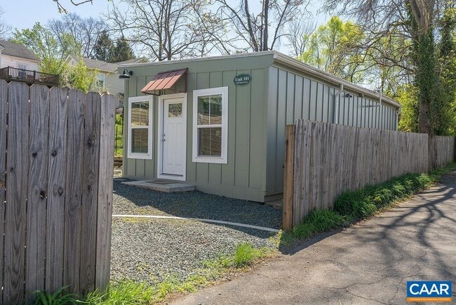 Building Photo - 1403 Burgess Ln