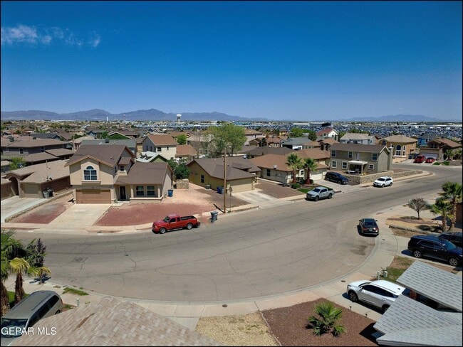 Building Photo - 4100 Tierra Venado Dr