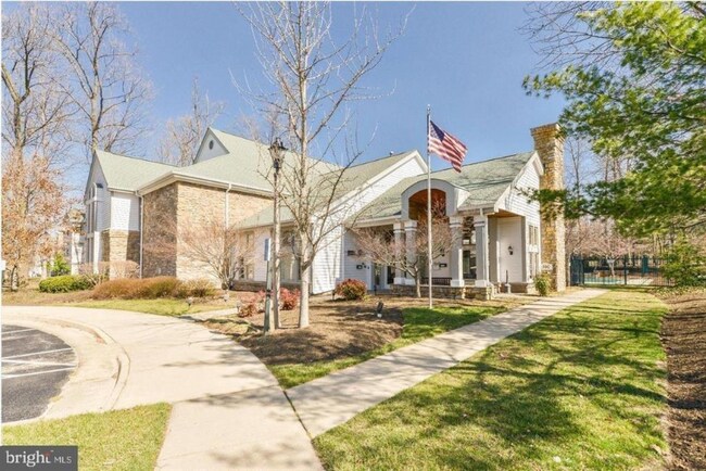 Building Photo - 13058 Autumn Woods Way