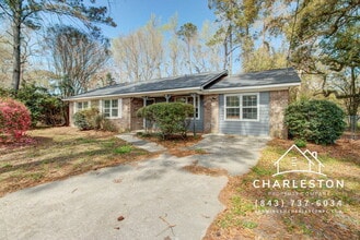 Building Photo - 1860 Piper Dr