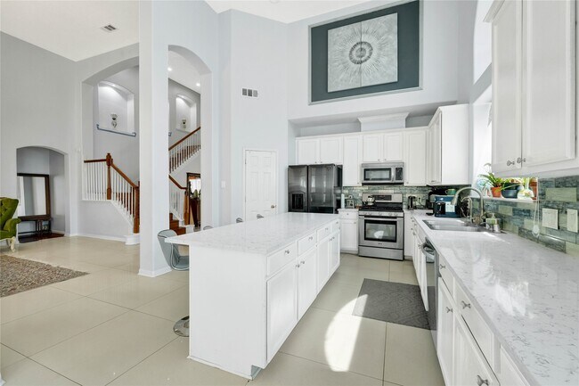 Building Photo - 23707 Hackberry Dr