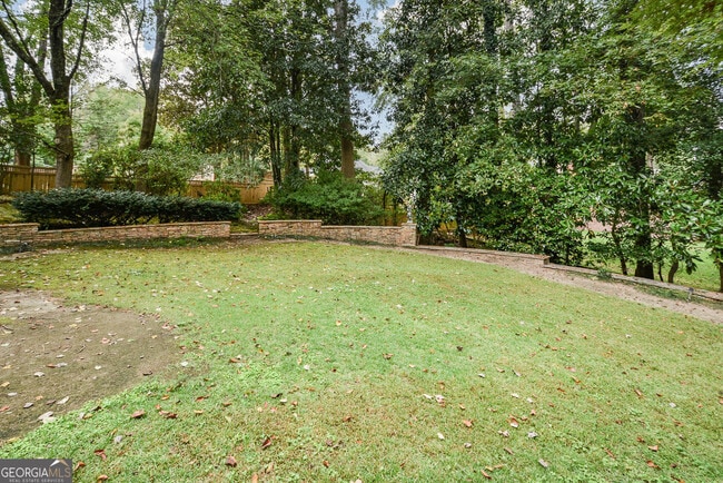 Building Photo - 1640 Lazy River Ln