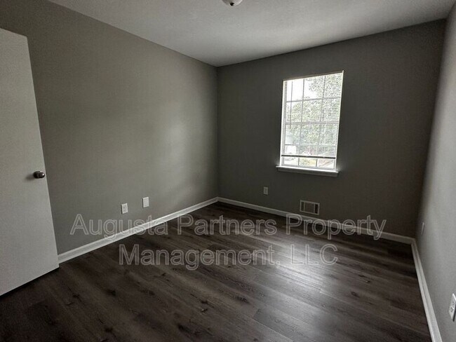 Building Photo - 4565 Rockdale Ct