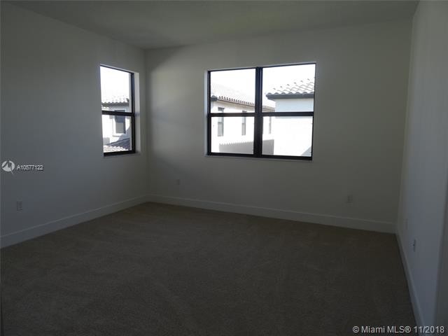 Building Photo - 9717 W 34th Ln