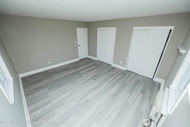 Building Photo - 61 Stonehurst Blvd