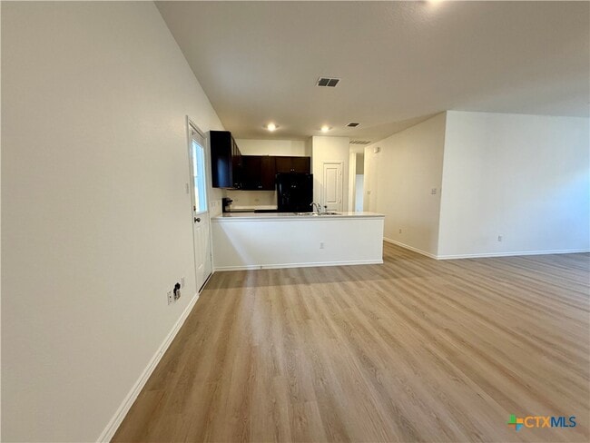 Building Photo - 345 The Bad Wy