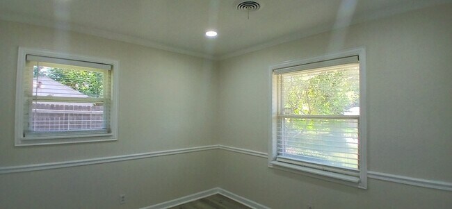 Building Photo - Beautiful 3 beds 2 baths in Grand Prairie!