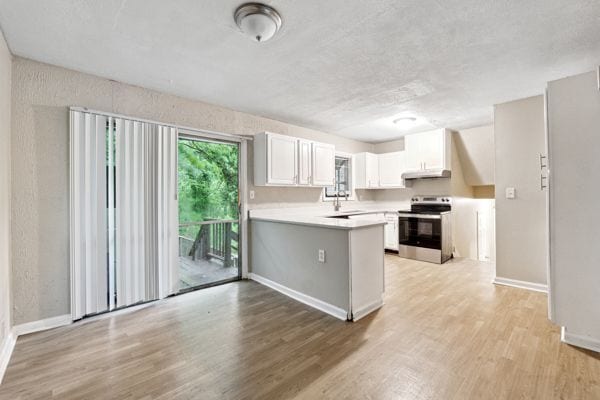Building Photo - 5786 Deerfield Trail