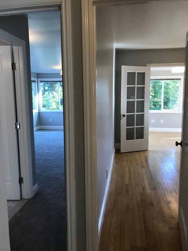 Building Photo - 7630 Terrace Dr