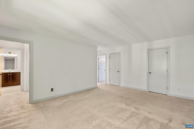 Building Photo - 501 Rookwood Pl