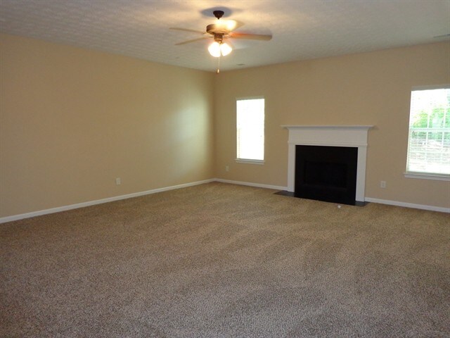 Building Photo - 3661 Morinda Dr