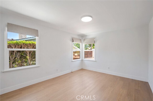 Building Photo - 3409 Palos Verdes Dr N