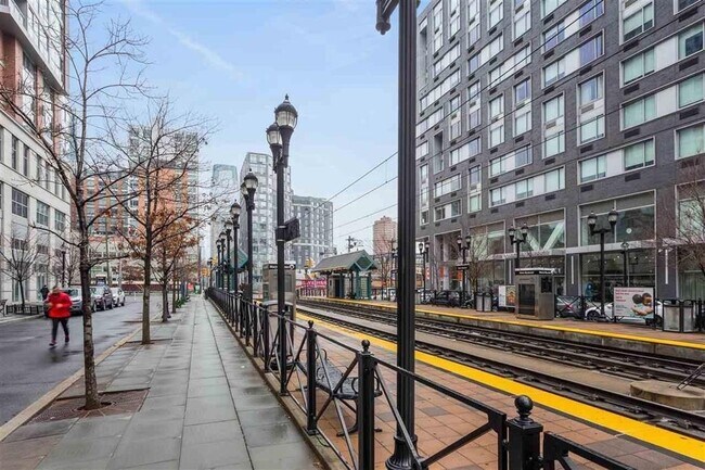 Building Photo - 201 Marin Blvd