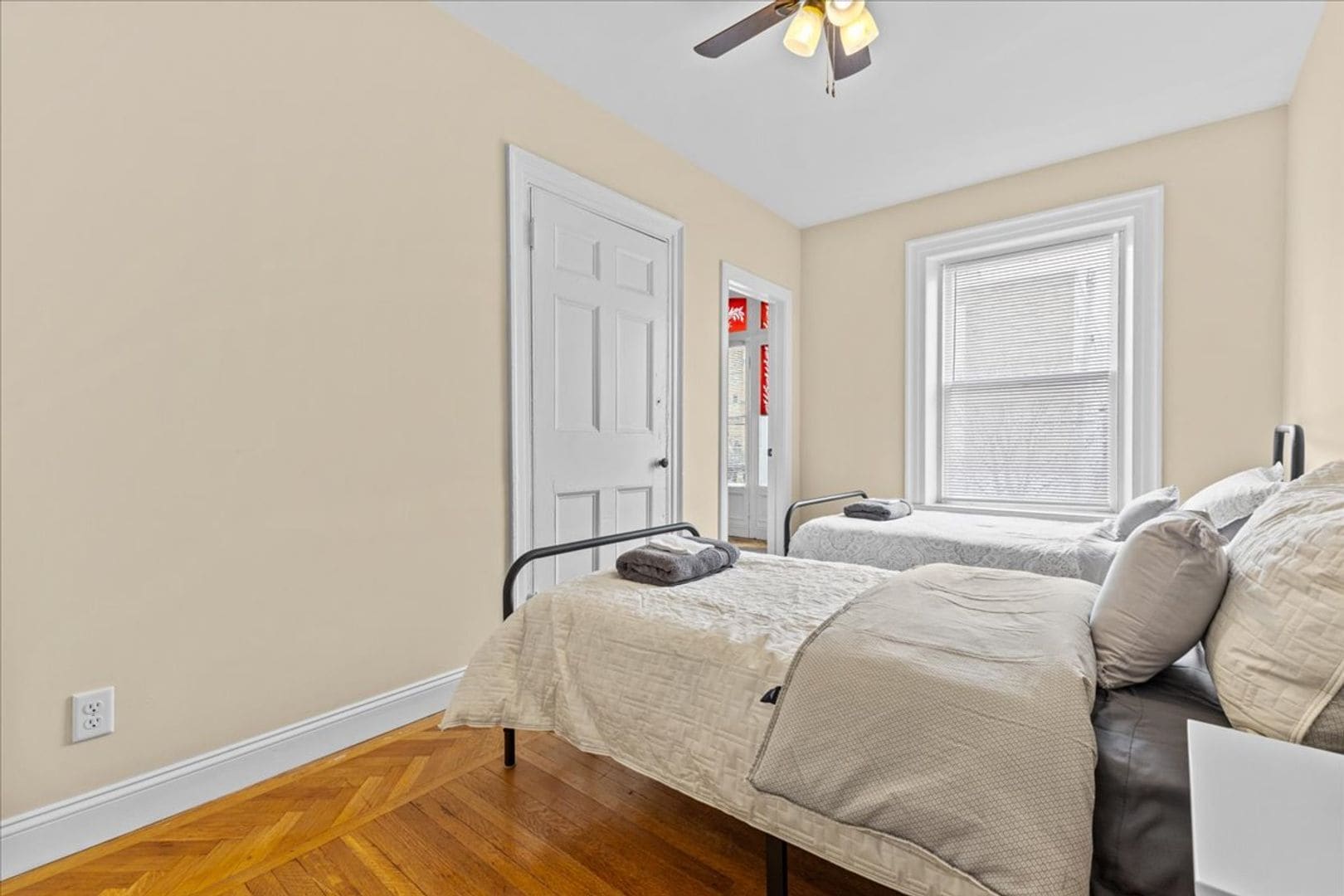 Building Photo - 416 Pearl St