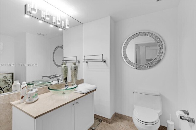 Building Photo - 99 SE Mizner Blvd