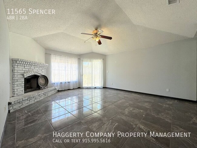 Building Photo - East El Paso 4 bed plus office area with R...