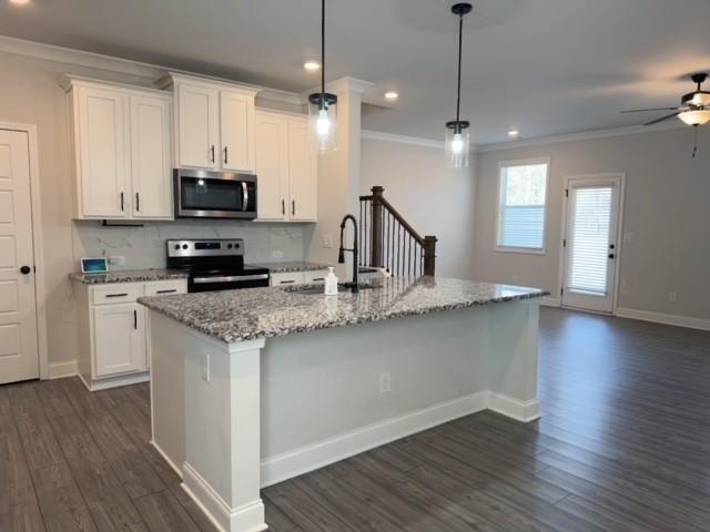 Building Photo - 4651 Cypress Pk Dr