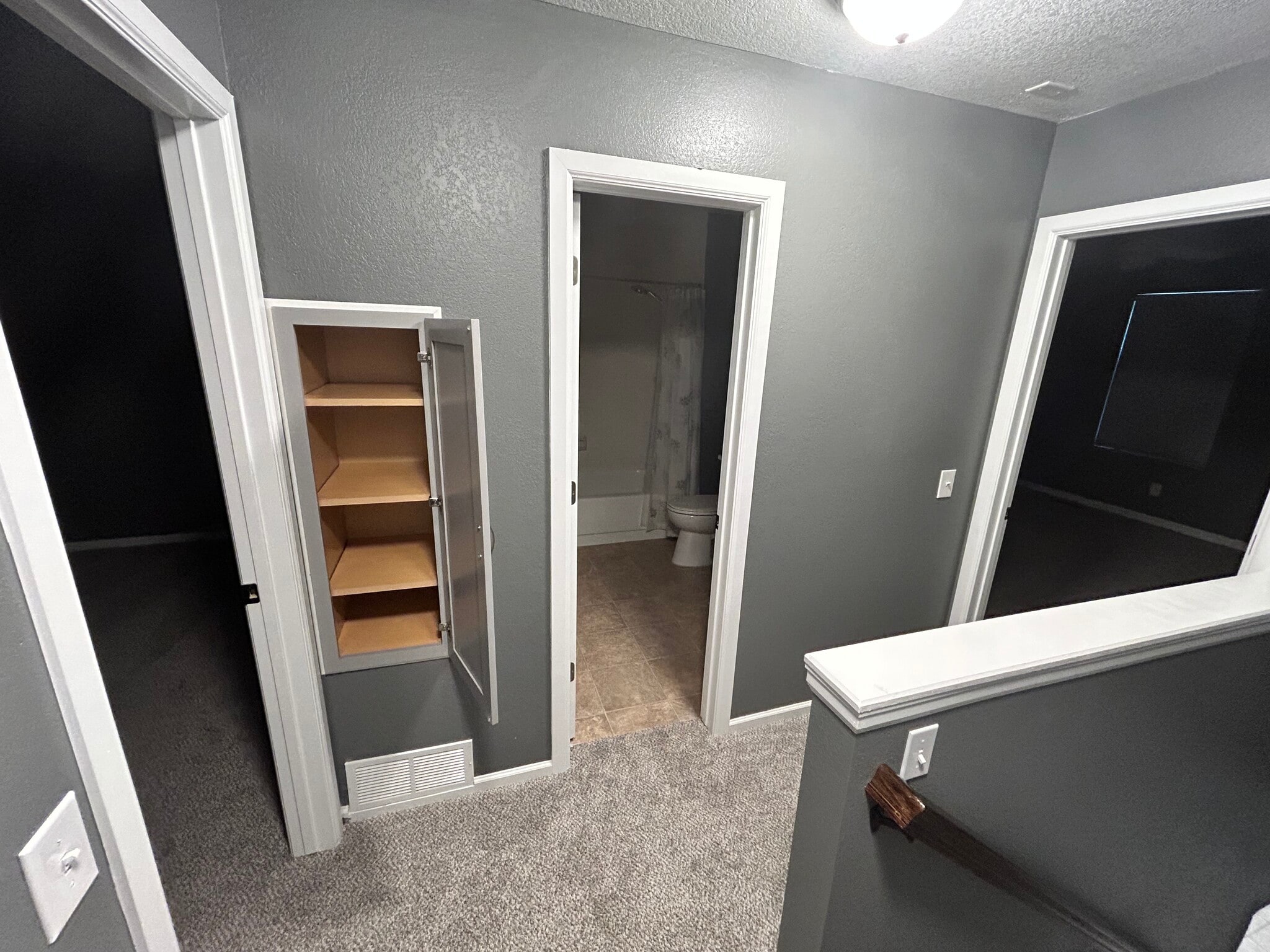 Upstairs landing - 11584 Community Center Dr