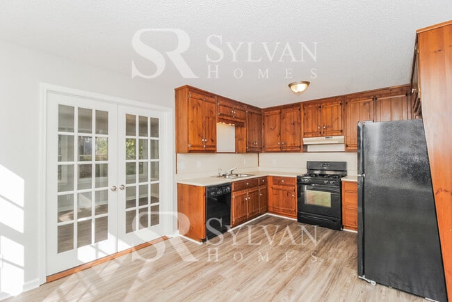 Building Photo - Coming HOME never felt so good!