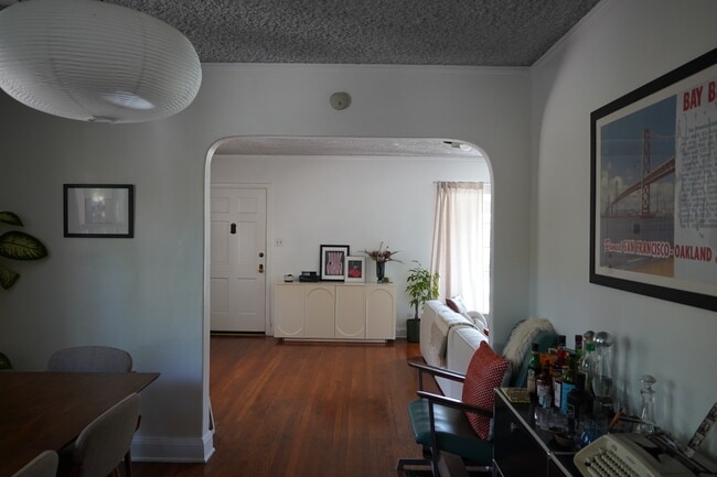 Building Photo - 3729 Boyce Ave