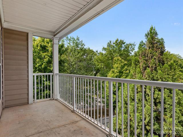 Building Photo - 3264 Margellina Dr