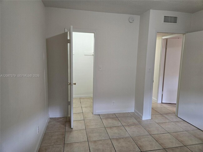 Building Photo - 8704 NW 35th St