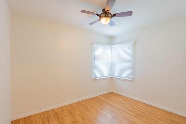 Bedroom 2 - 5025 Kester Ave