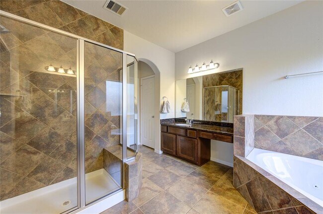 Building Photo - 3301 Remington Rise Ln