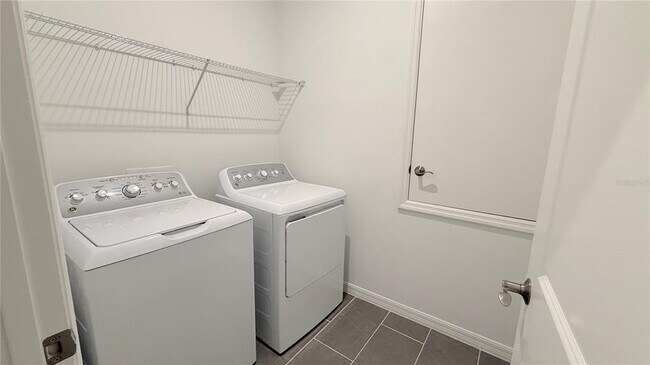 Building Photo - 1315 Normandy Dr