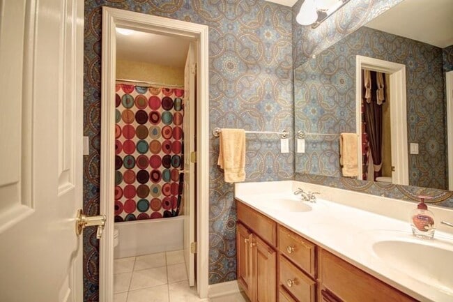 Building Photo - 4324 Canaan Way NE