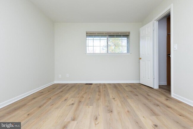 Building Photo - 5804 Inman Park Cir