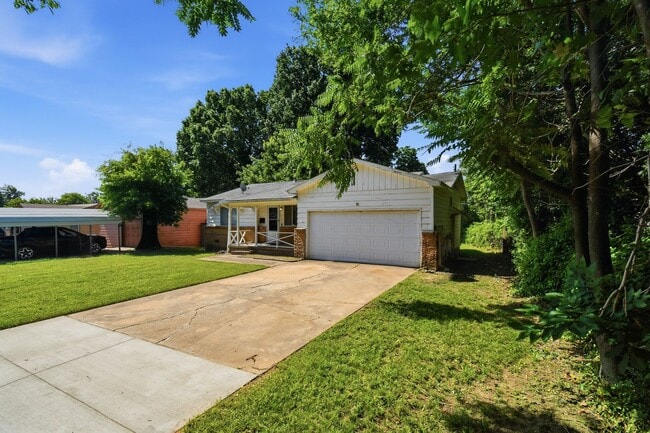 Building Photo - 3 Bed | 1 Bath | Close to Downtown Tulsa