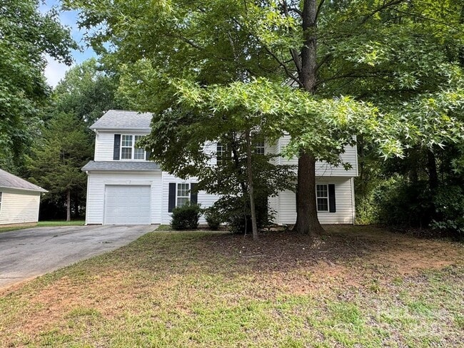 Building Photo - 6610 Cedar Cliff Dr