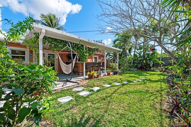 Building Photo - 350 NE 59th St