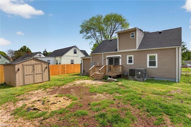 Building Photo - 8507 Chapin St